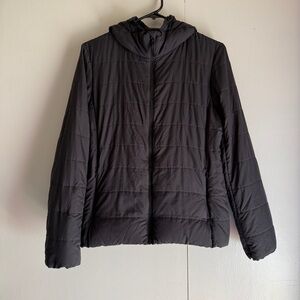 Uniqlo Hooded Black Down Jacket Lightweight Women’s Size Medium
